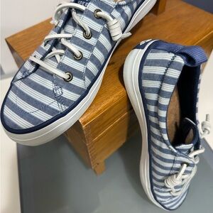Sperry Women’s Crest Vibe Seacycle Navy and White Striped Sneakers